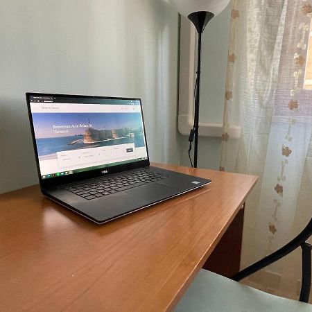 Ferienwohnung Relax In Taranto Exterior foto